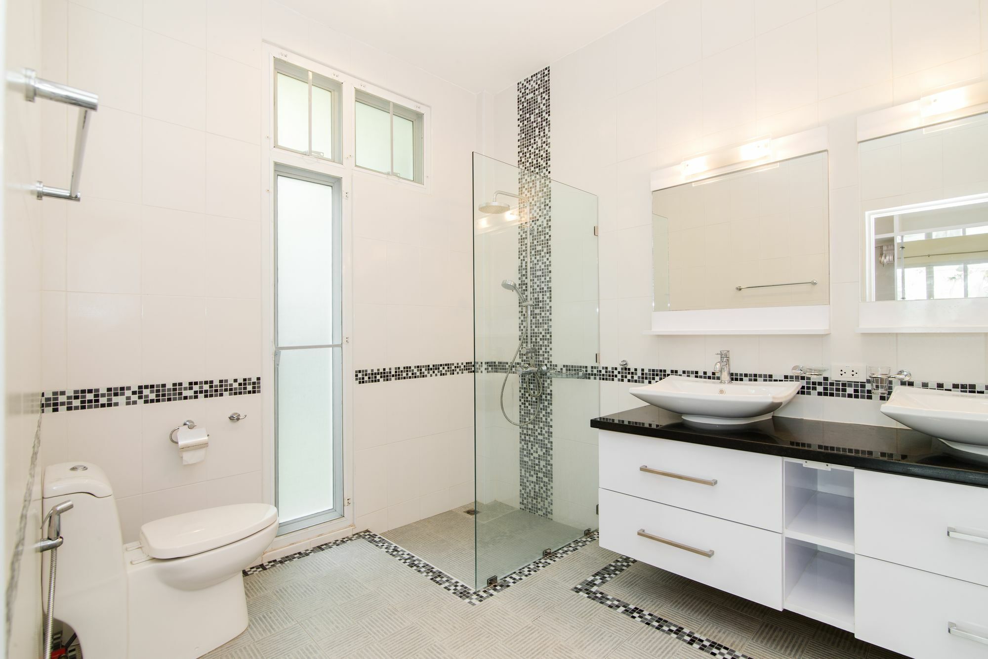 Pool 3 Bedroom L53
