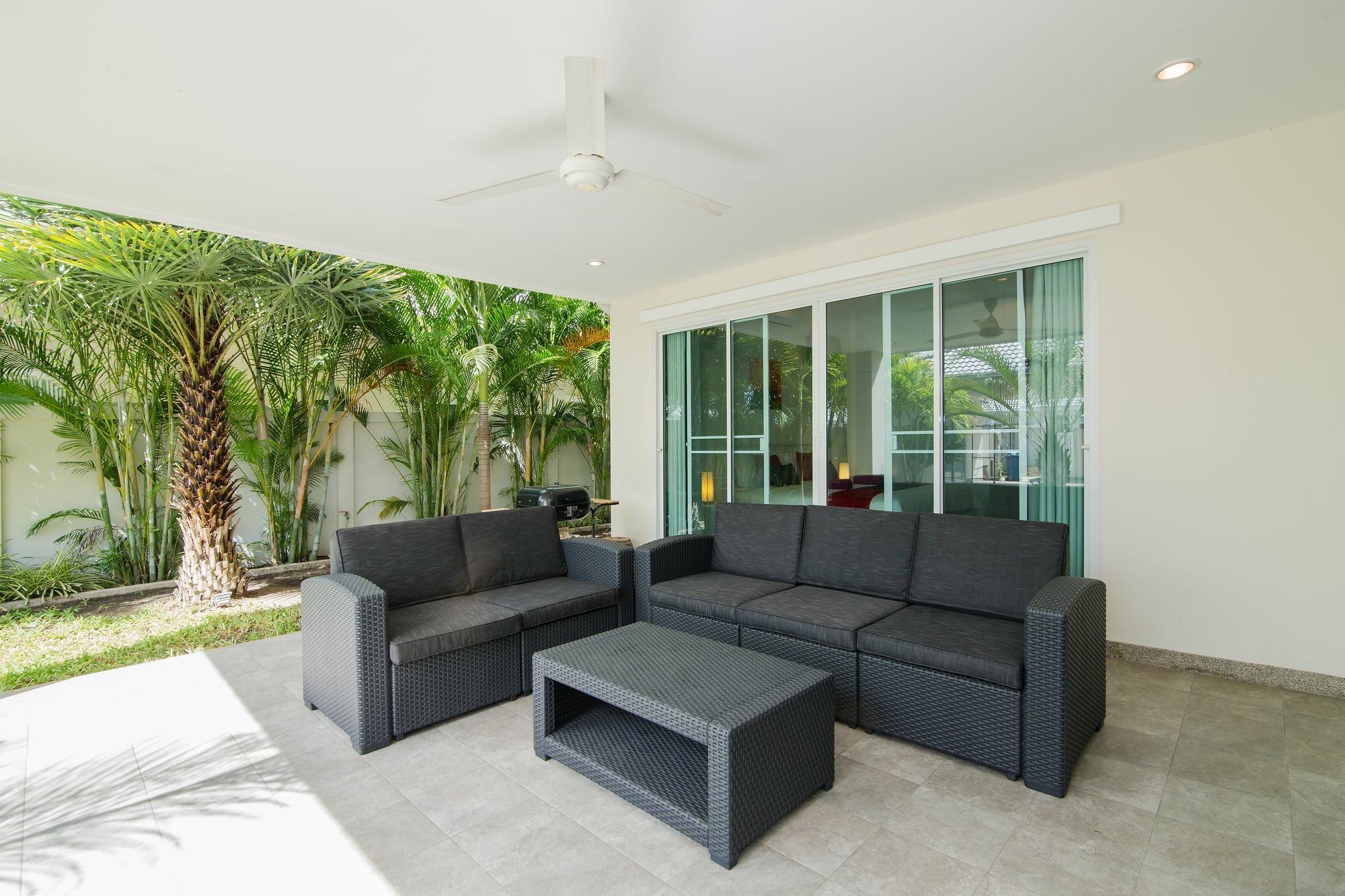 Villa Pool 3 Bedroom L53