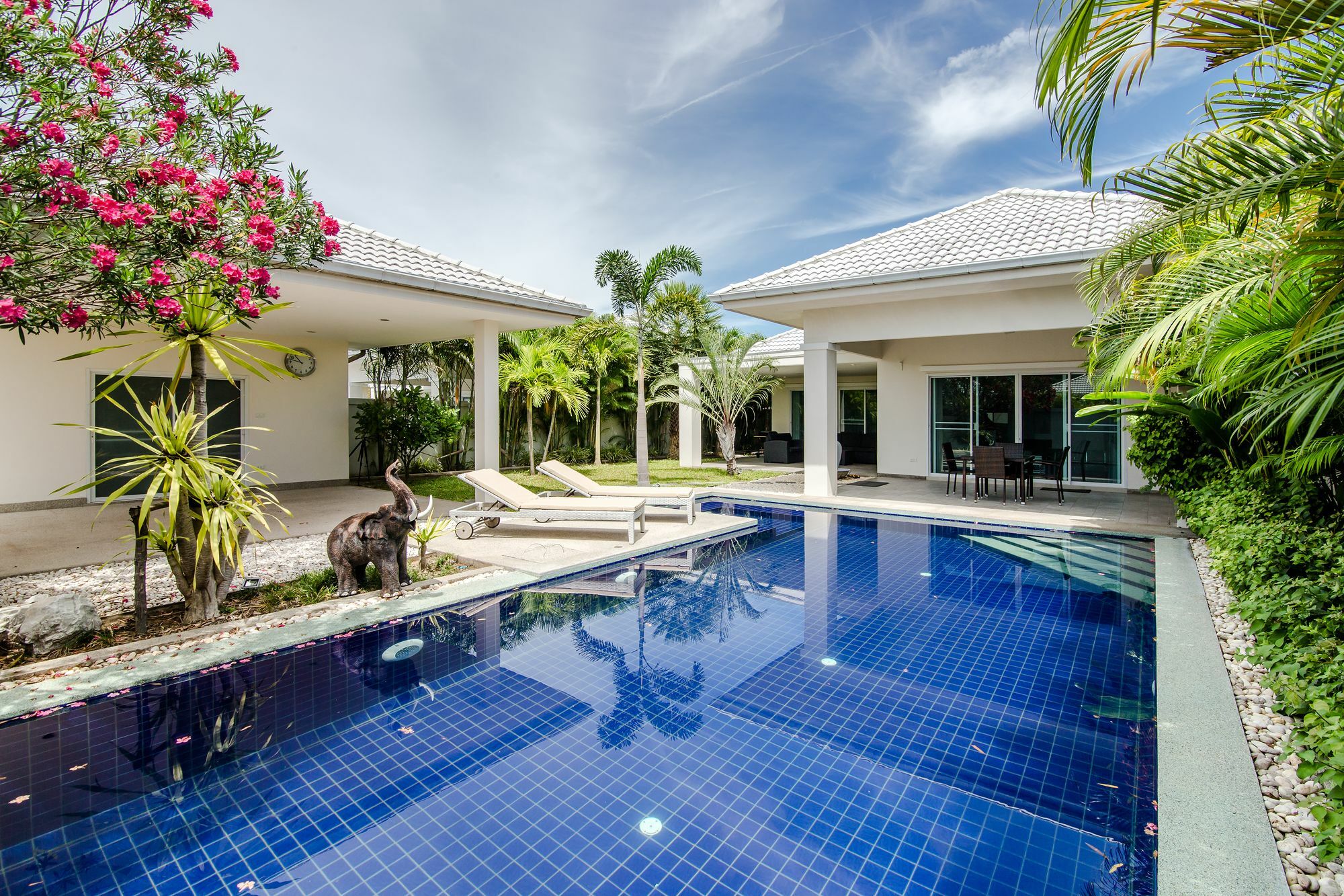 Pool 3 Bedroom L53 Villa *
