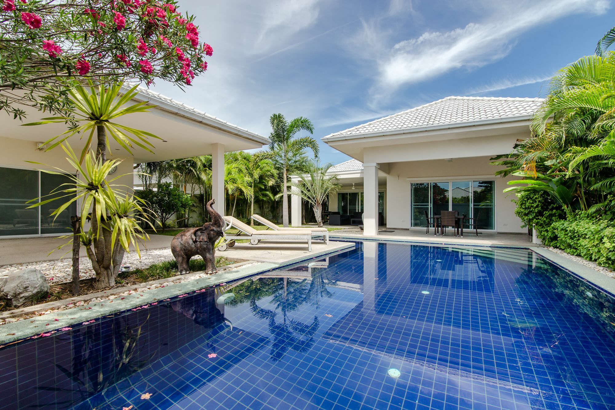 Pool 3 Bedroom L53 Villa *